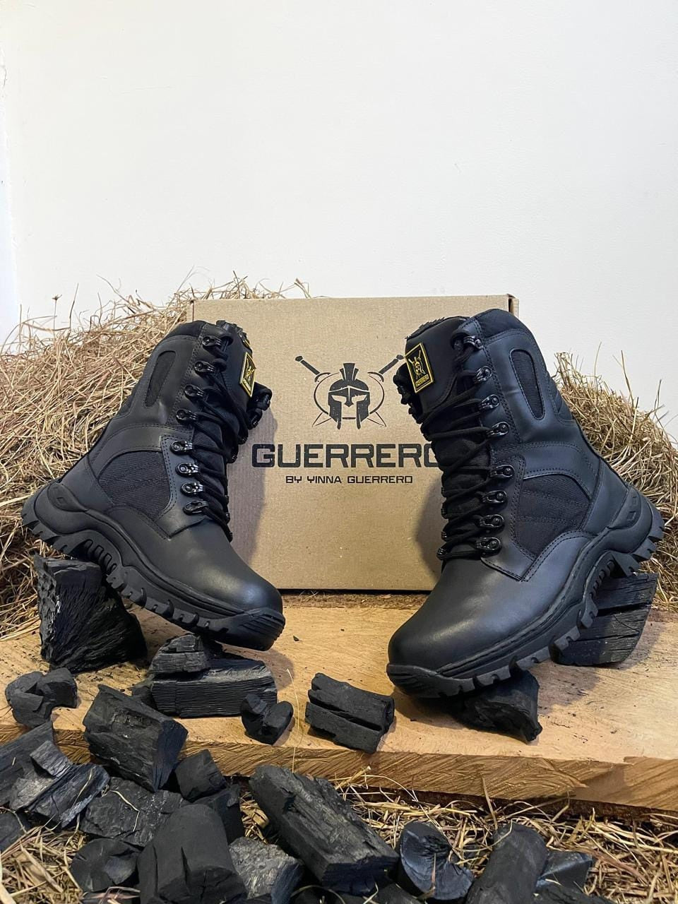 Bota Guerrero Hercules Mate - 01_blanco-gris