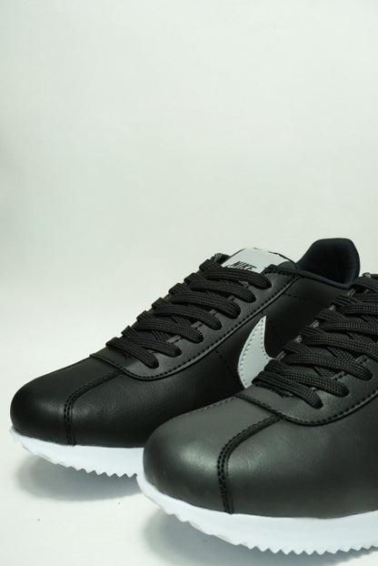 Tenis Dama Nike Cortez - 12_negro-blanco