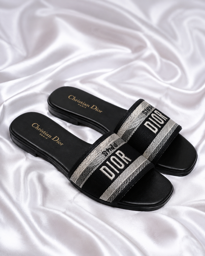 Sandalia Plana Dior
