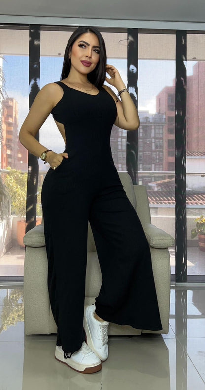 enterizo-mariposa-trendy/negro_01.jpg